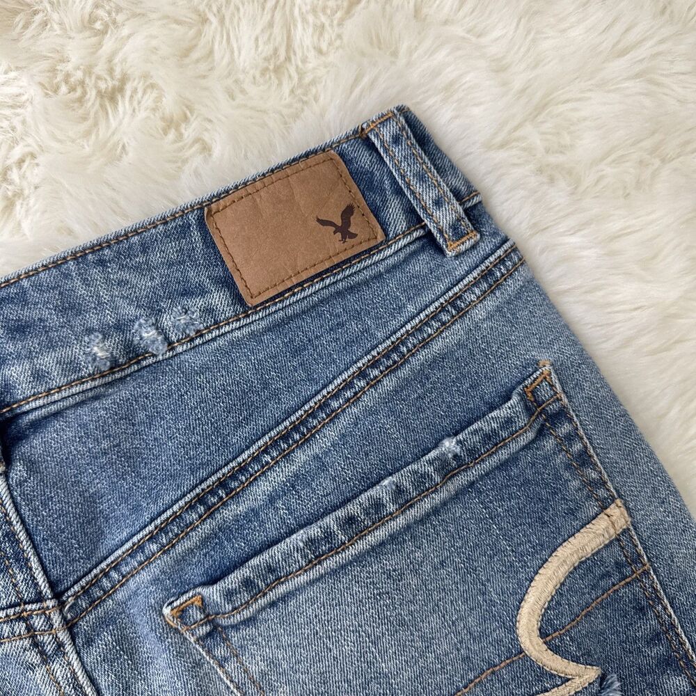 American Eagle Hi Rise Shortie Shorts 2 (W26 Inseam 1.5) Blue Distressed Womens - Picture 9 of 11